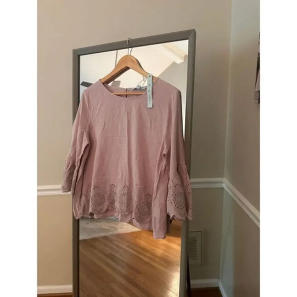 She + Sky Tops - She +‎ Sky Size Medium Bohemian Top NWT